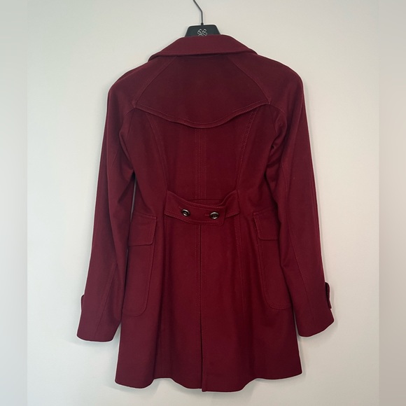 Burberry London Wool-Cashmere Double Breasted Coat - Picture 4 of 8